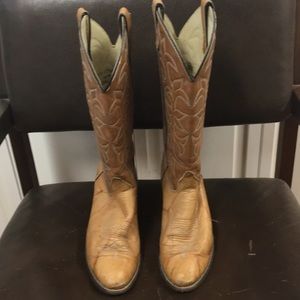 Kenny Rogers Tan Cowboy Boots